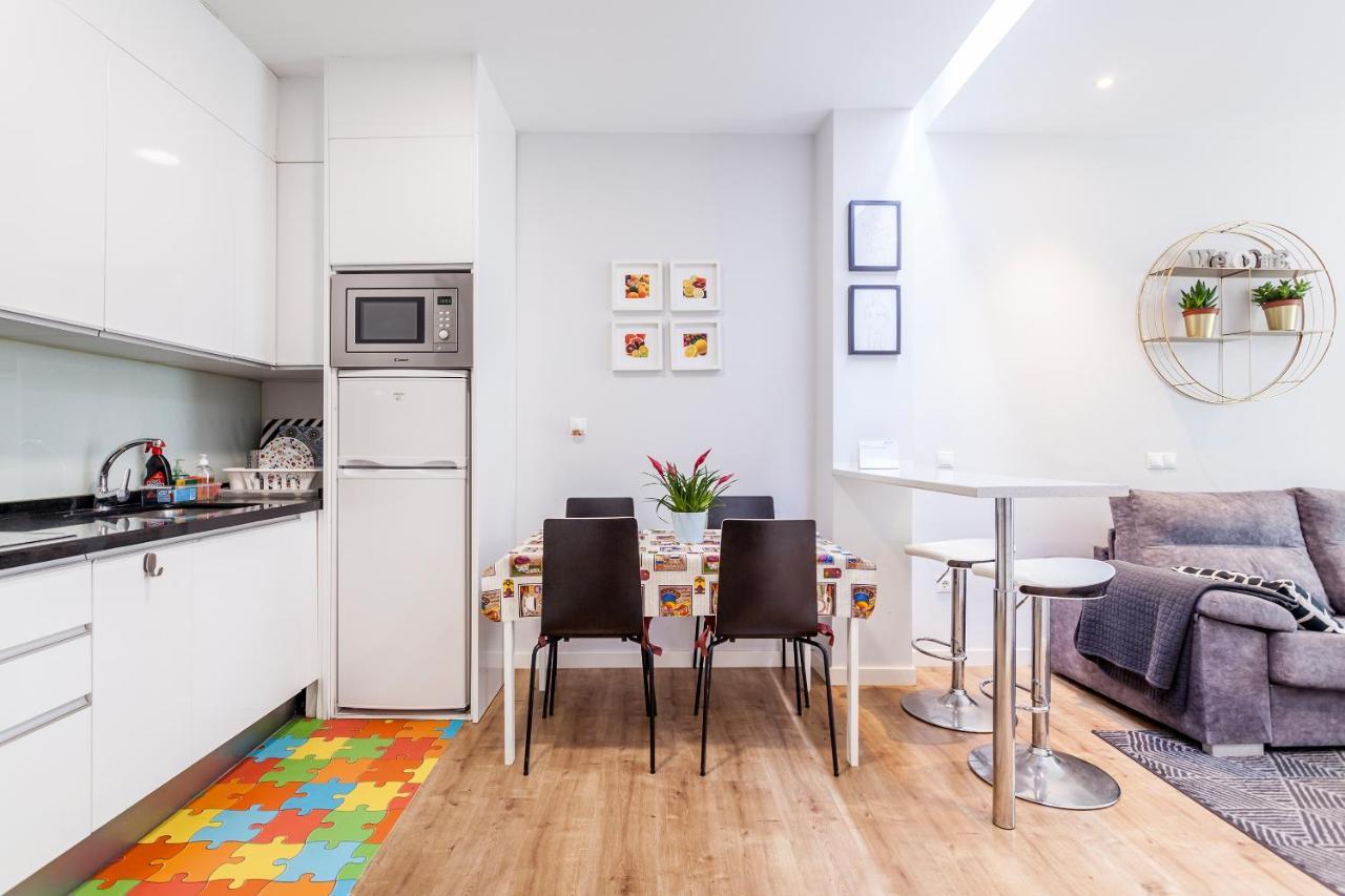 Piso En La Playa, Wifi Gratis Y Ac Apartment Valencia Luaran gambar